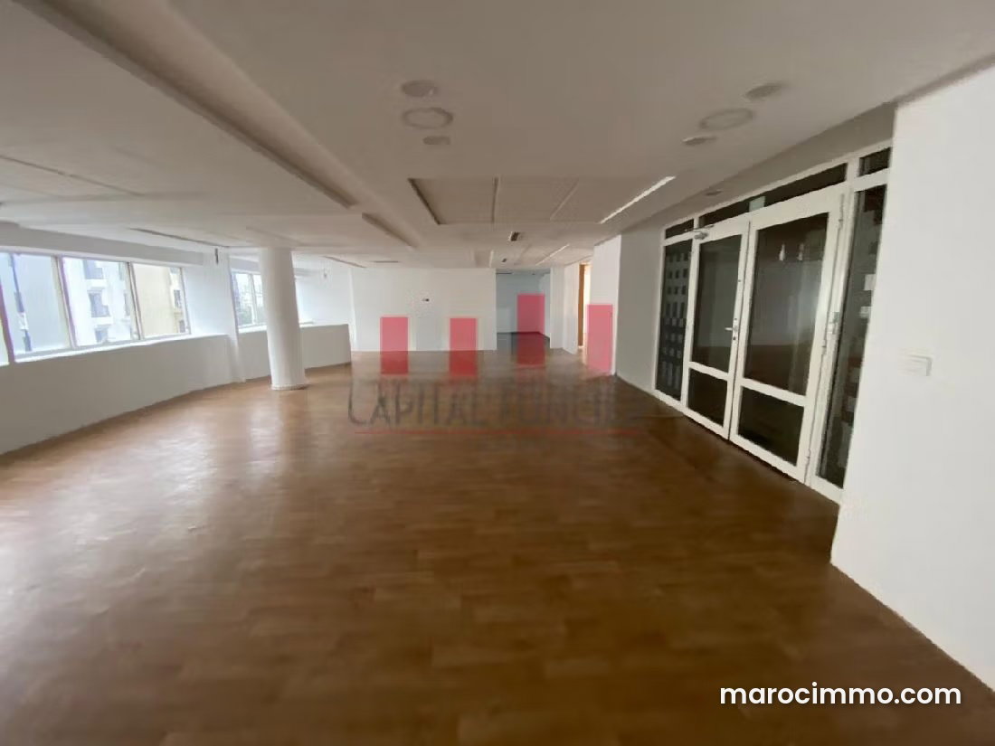 300 m² Office, 8 Rooms, Racine, Casablanca — Casablanca