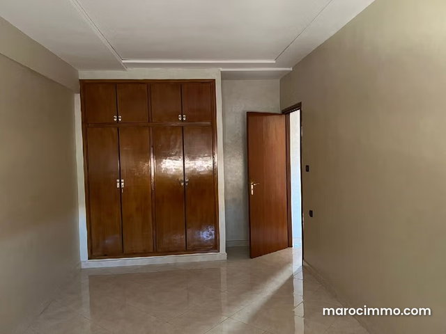 Joli Appartement à Vendre au Centre Ville — 3