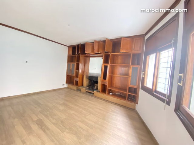Villa moderne proche du Lycèe Descartes Agdal — 2