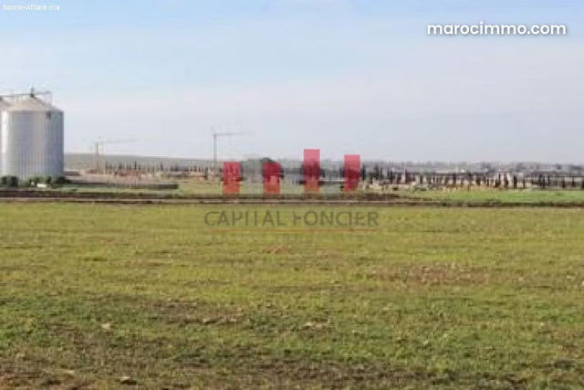 Land for Rent 10,000 m2 for Storage Zone Bouskoura — Bouskoura
