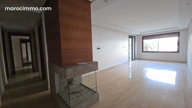 Beautiful South-Facing Terrace Apartment for Rent - VACANT — 3