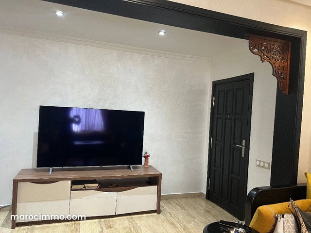 Location d'un appartement en Centre. Surface totale 80 m². Meublé — 3