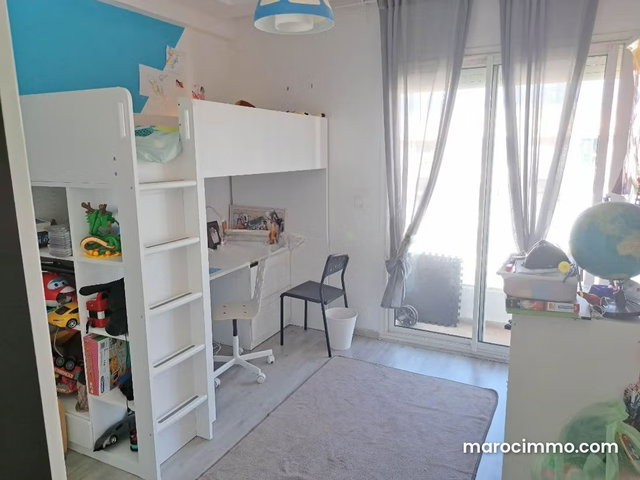 Appartement à Vendre de 129.0 m² à Casablanca, El Hank — 3