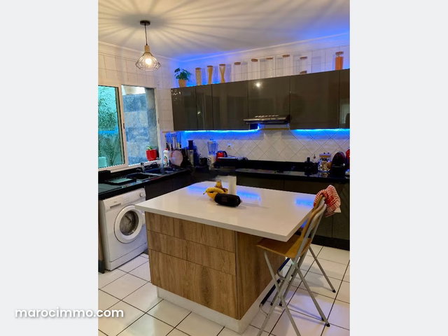 Appartement à Louer de 175.0 m² à Casablanca, Triangle D'Or — 3