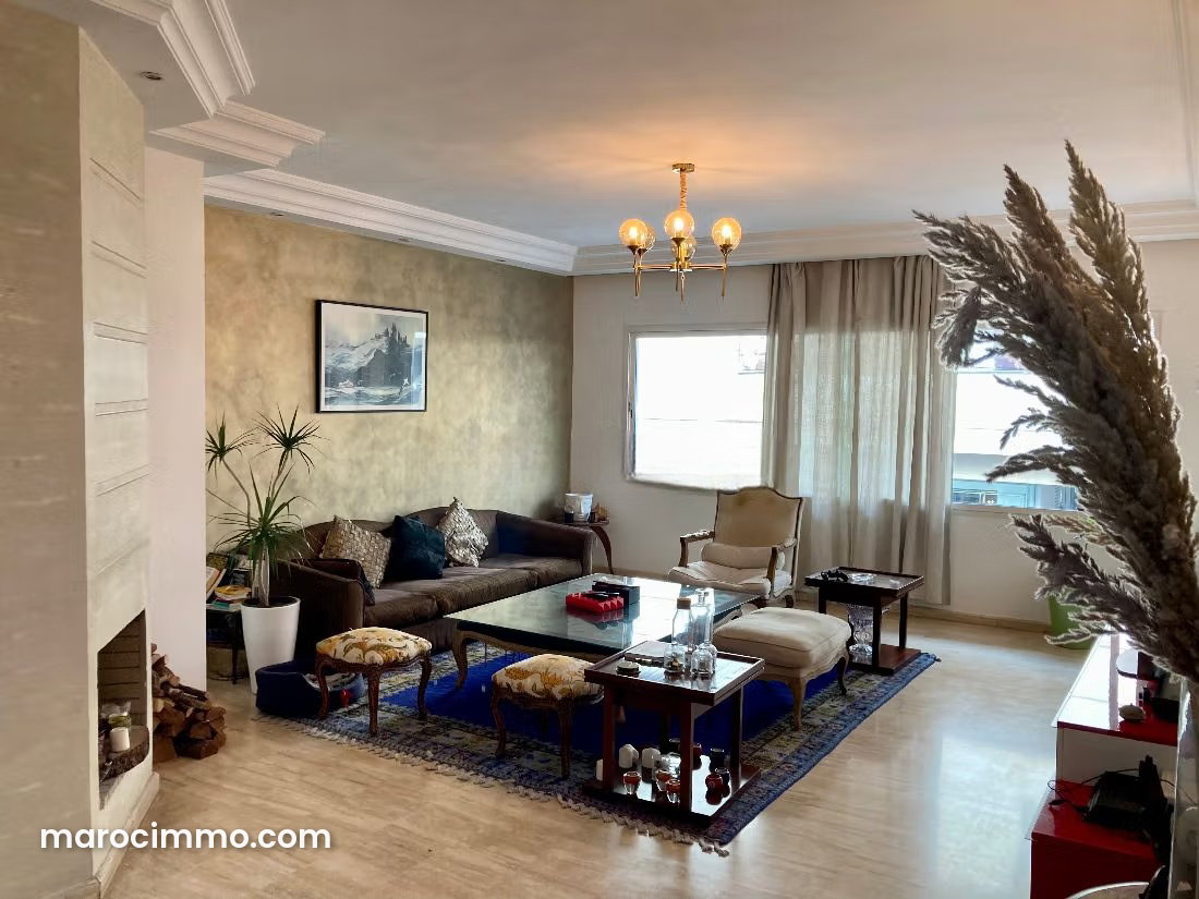 175 sqm furnished apartment, Golden Triangle, Casablanca for rent — Casablanca