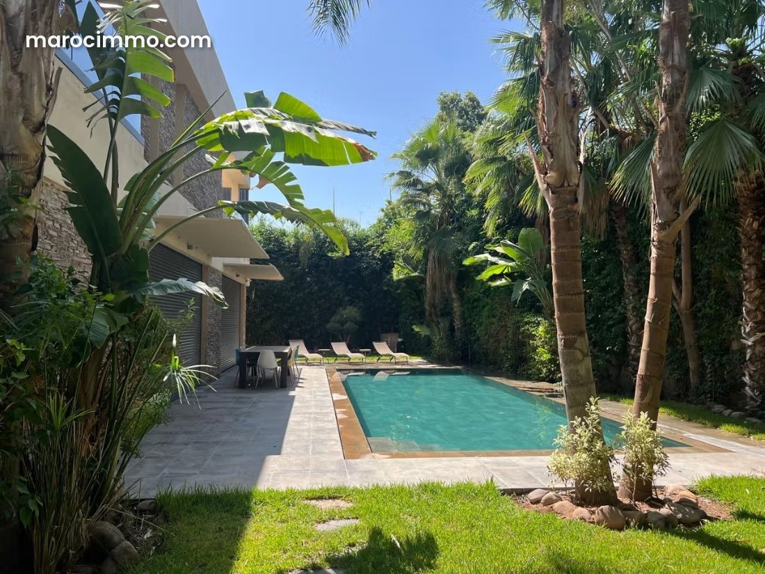 Furnished 560 sqm villa with pool and garden, Agdal, Marrakech — Marrakesh