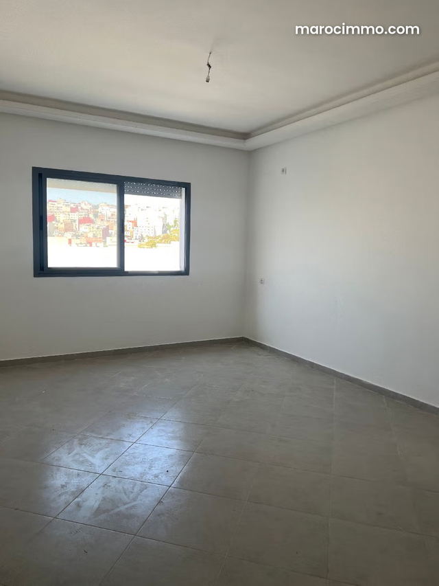 Bel appartement a louer — Tanger