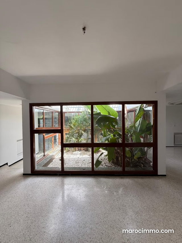 Villa plain pied A LOUER à Souissi RABAT — 3