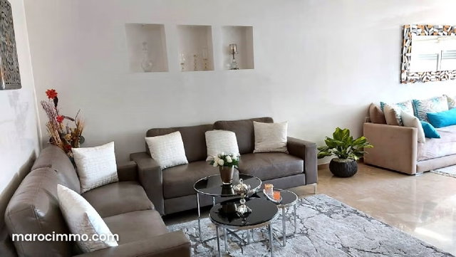 Appartement à vendre 92 m² a Californie — 2