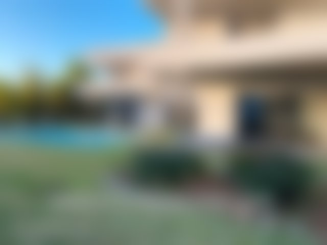 Villa 500 m² avec piscine et jardin, Souissi, Rabat — 3