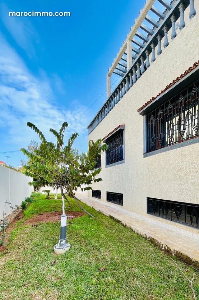 Vente villa de 2 niveaux au secteur 18 hay riad — 2