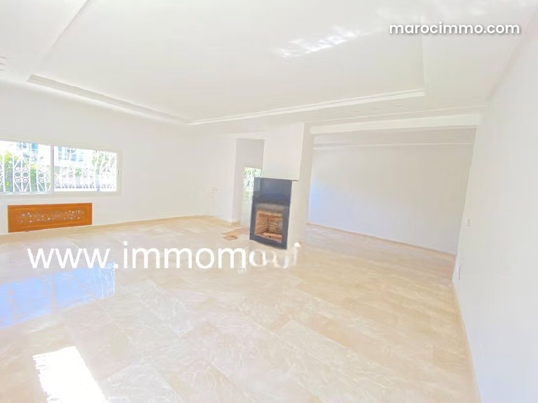 400 m² Villa with Garden for Rent, Agdal, Rabat — Rabat