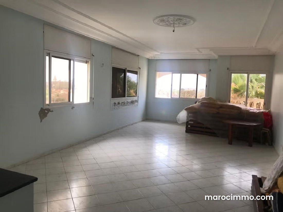 Four-room sea-facing apartment in Dar Bouazza — Dar Bouazza