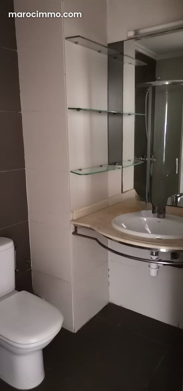 Appartement à Vendre de 105.0 m² à Casablanca, Sidi Maarouf — 3