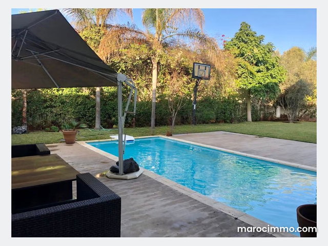 Villa à Vendre de 852.0 m² à Bouskoura, Bouskoura — 2
