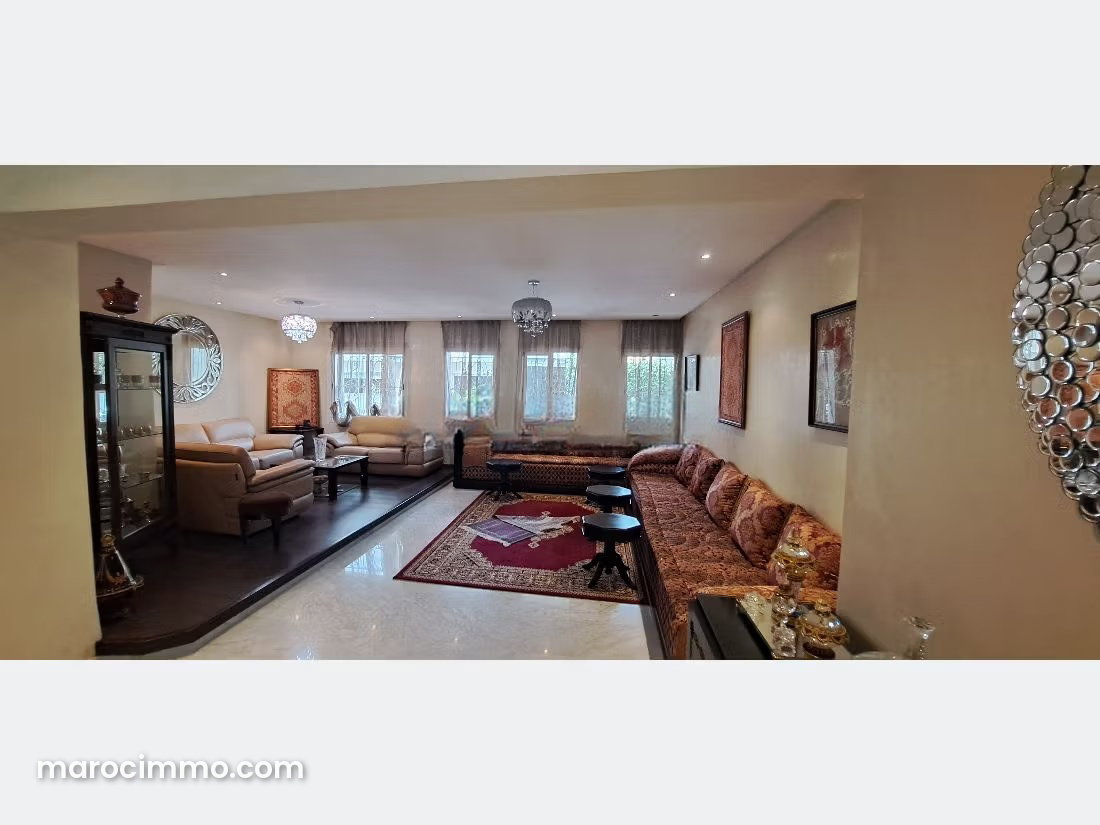 208 sqm Apartment with Terrace in Casablanca’s Hospitals District — Casablanca