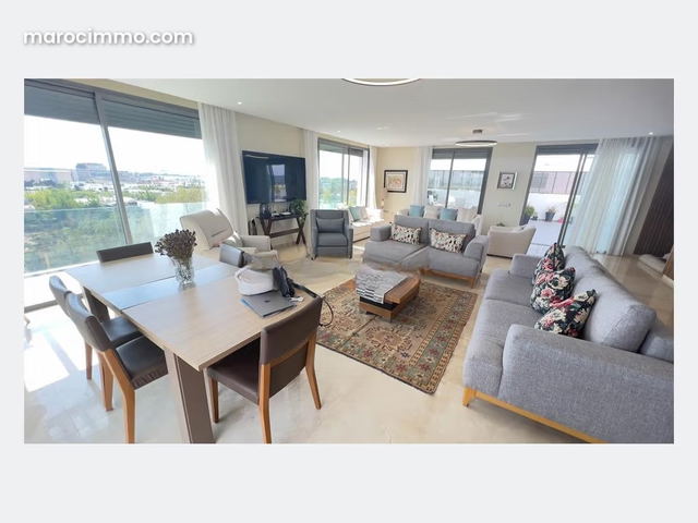 Penthouse meublé neuf en location a souissi — الرباط