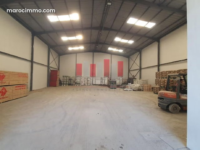 Usine industrielle de 900 m de surface utile R 2 a la vente zone industrielle sidi maarouf — 2