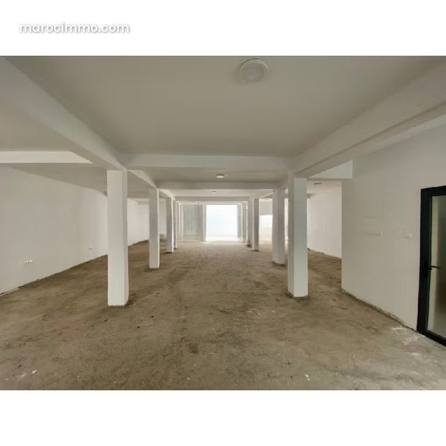 Local commercial proche de l'avenue Hassan 2 — 2