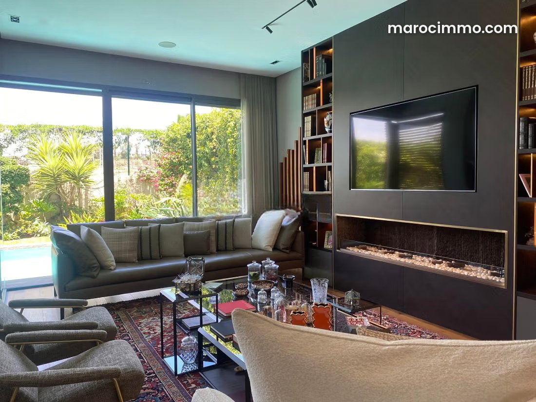 510 m² Villa with Swimming Pool for Sale in Ville Verte, Bouskoura — Bouskoura