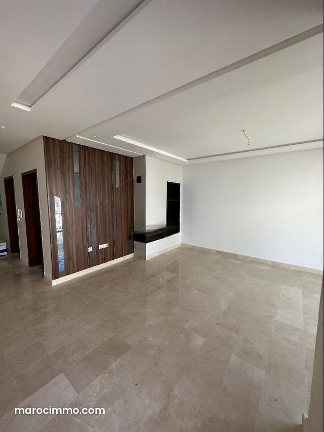Long-term rental villa — 2