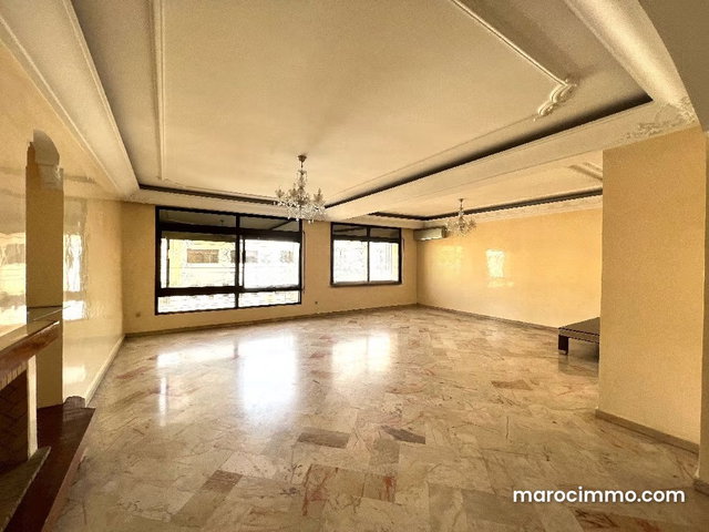 Appartement de 163m2 au quartier des hôpitaux — 2