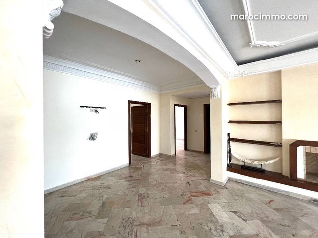 Appartement de 163m2 au quartier des hôpitaux — 4