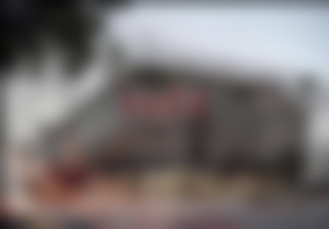 مبنى تجاري جديد للكراء بحي المعاريف بالدار البيضاء — 2