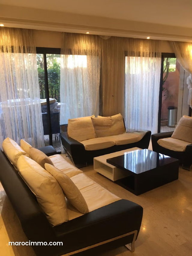 Appartement à l'achat à Hivernage. Superficie 103 m². Meublé — 4