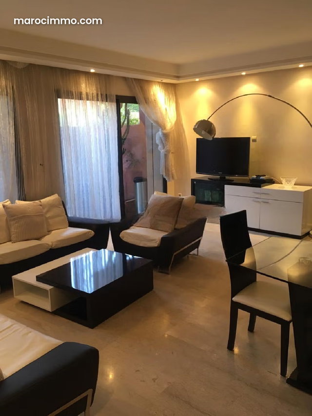 Appartement à l'achat à Hivernage. Superficie 103 m². Meublé — 5