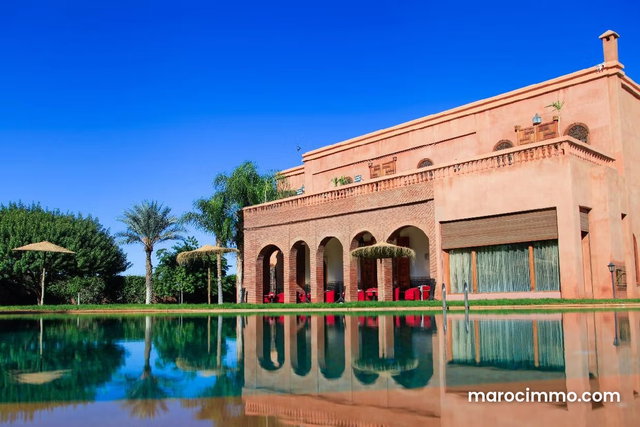 Complexe Hôtelier à Vendre à Oulad Chaouf — 2