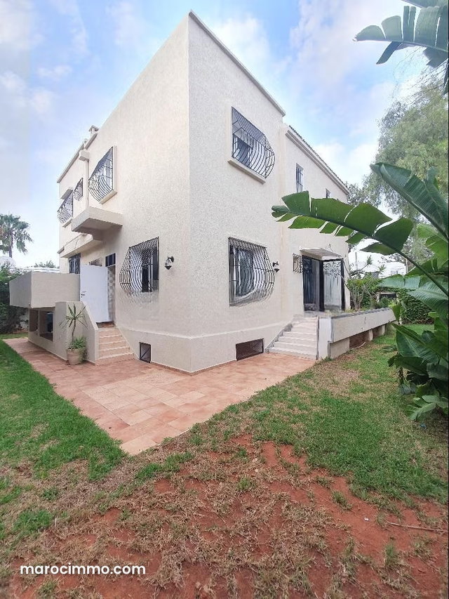 Magnifique villa à louer à Cil — 4