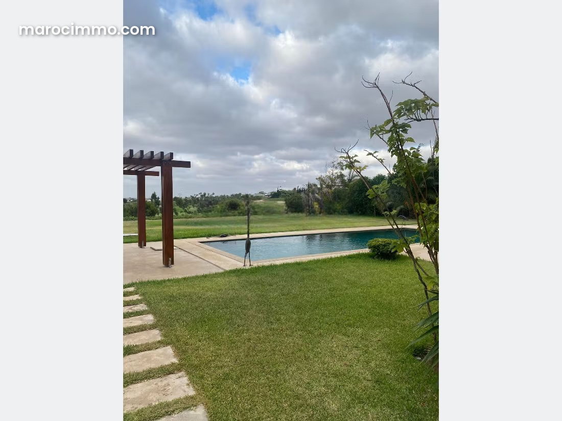Furnished 640 sqm villa with swimming pool and garden in Ville Verte, Bouskoura — Bouskoura