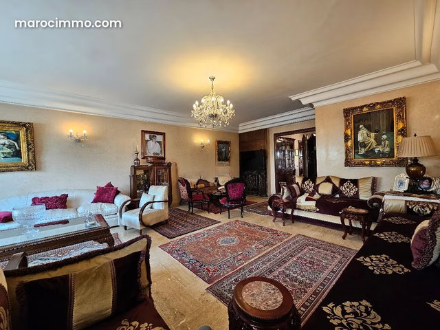 Appartement à Vendre de 293.0 m² à Casablanca, Racine — 4