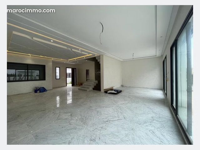 Villa de luxe à louer à Laymoune avec piscine — 3