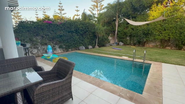 Bel appartement bien orienté sans vis à vis à vis — Bouskoura
