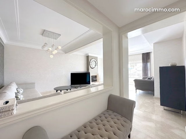 Appartement à Vendre de 210.0 m² à Casablanca, Racine — 4