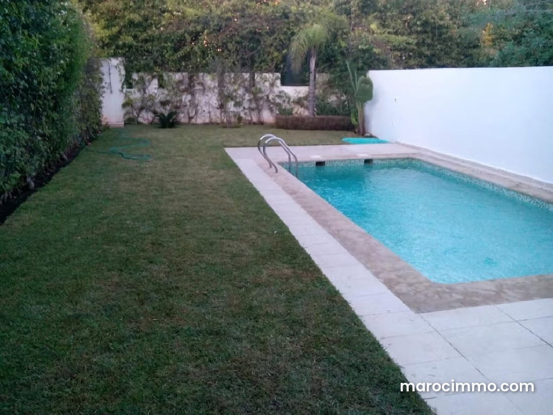 Villa meublée avec piscine, Ville Verte, Bouskoura — Bouskoura
