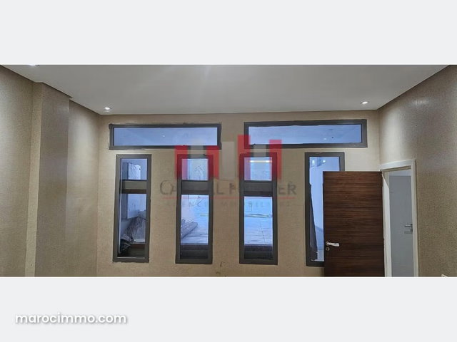 Villa neuve a usage professionnel de 450 m de surface utile en plein Bld Fes Californie a la location — 4