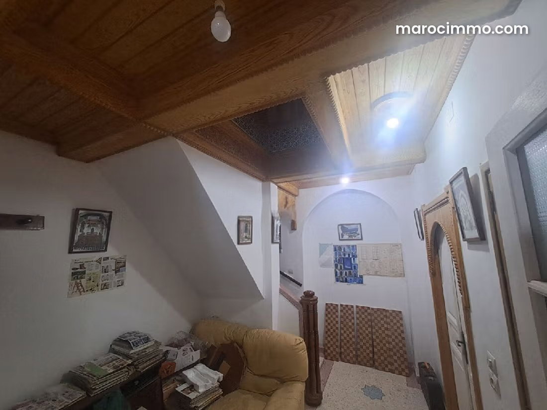 منزل تقليدي بلمسة أصيلة للبيع في المدينة العتيقة بطنجة — طنجة