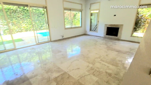 Villa for Sale near American School with Pool — 5
