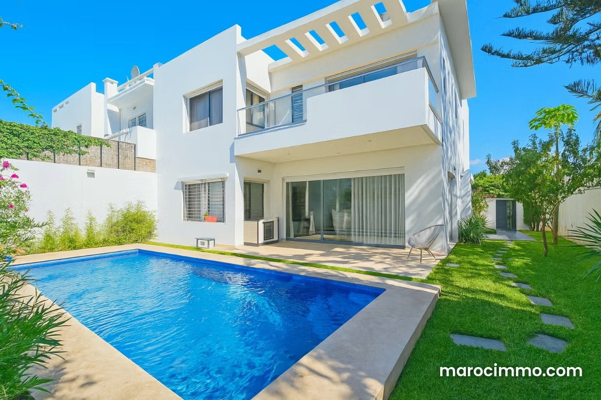 Location villa moderne 4suites avec piscine Ain Diab, Casablanca