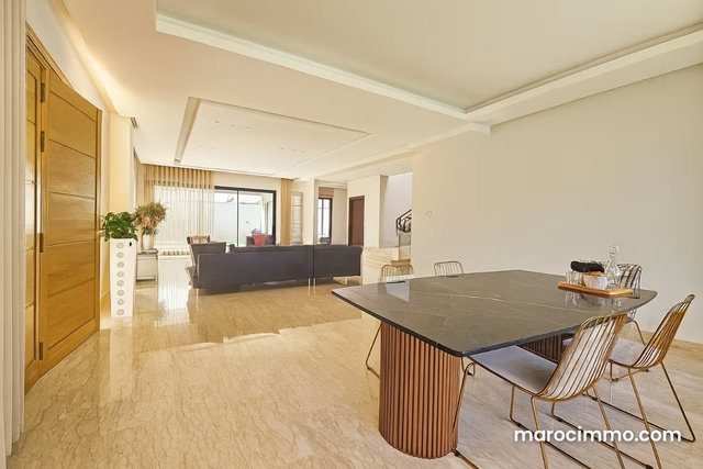 Location villa moderne 4suites avec piscine Ain Diab, Casablanca — 3