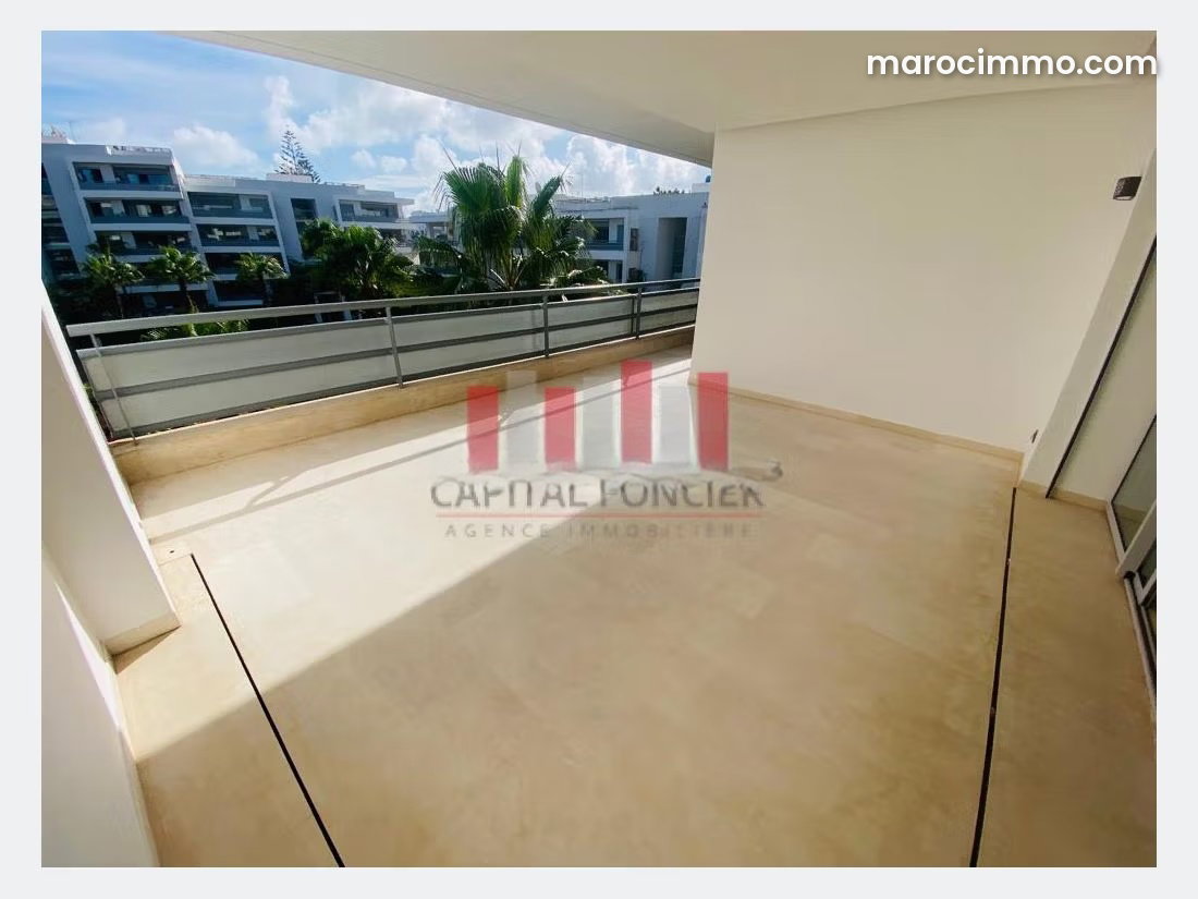 200 sqm Apartment with Terrace, Aïn Diab, Casablanca — Casablanca