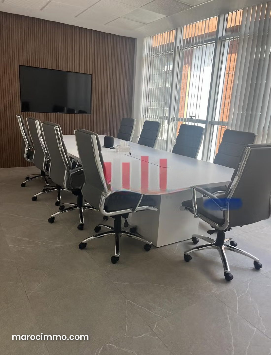 175 m² Office in Casablanca Finance City, Fully Equipped and Air-Conditioned — Casablanca