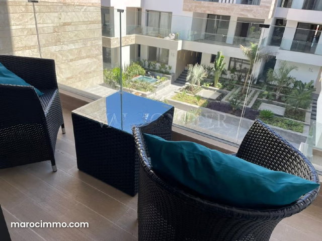 Location studio meublé haut standing avec terrasse Californie, Casablanca — 3
