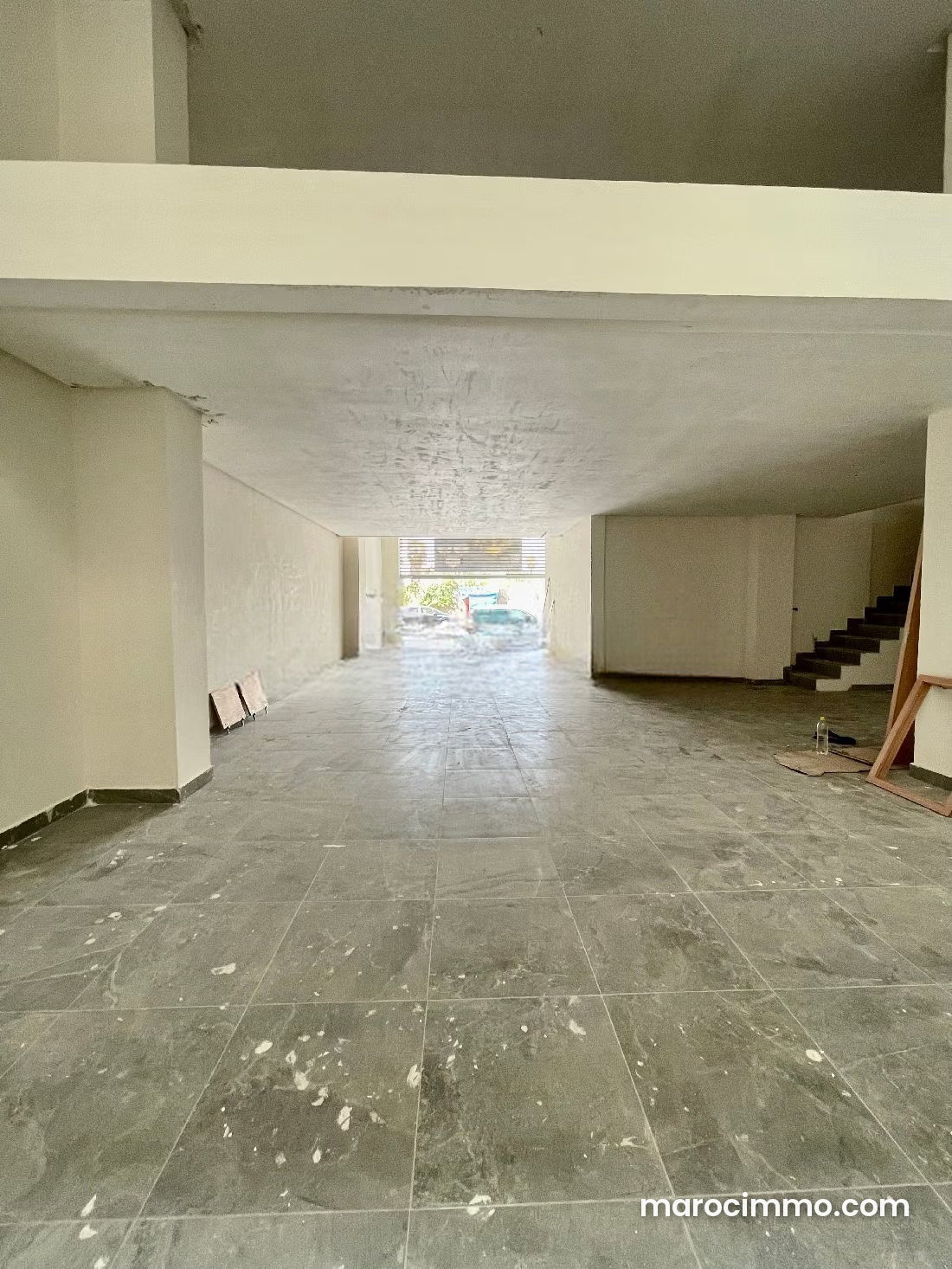 141 m² Commercial Premises with Mezzanine, Palmier, Casablanca — Casablanca