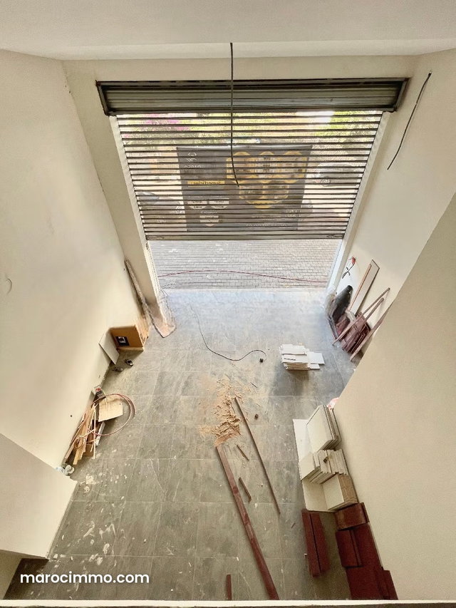 3 Commercial Units for Rent in Palmier Quarter — 4