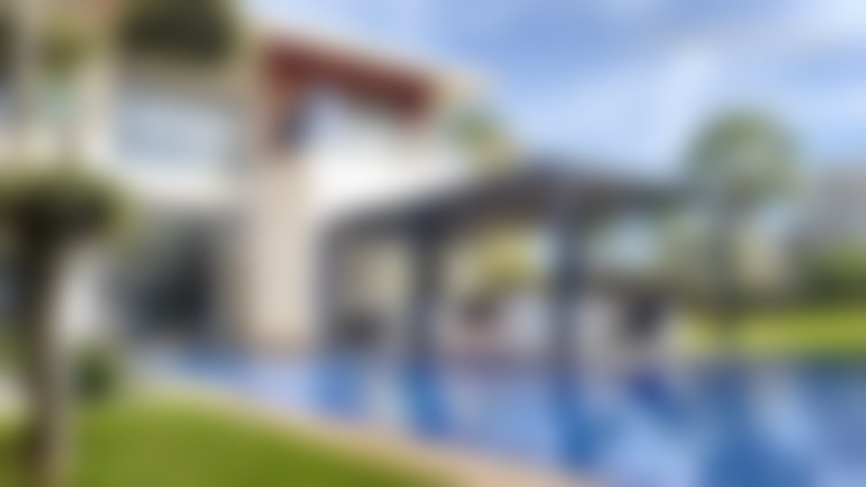 Villa 380 m² avec piscine et jardin arboré, Bouskoura centre