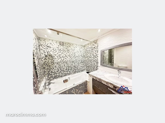 Luxury Apartment in the Heart of the City — 3